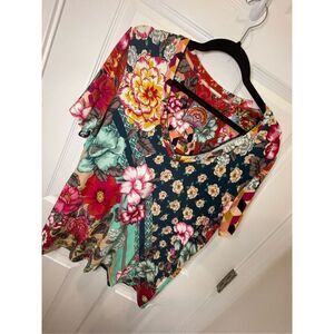 Johnny Was women’s blouse short sleeve vibrant floral colors L/XL